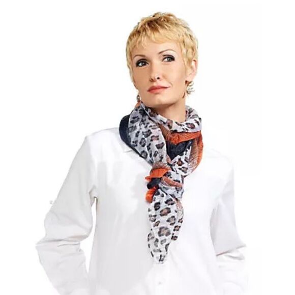 Joan Rivers OS Ruffled Animal Print Infinity Scarf NWT - Picture 3 of 4